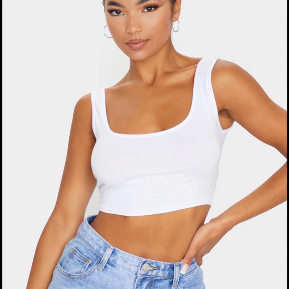 Prettylittlething crop top